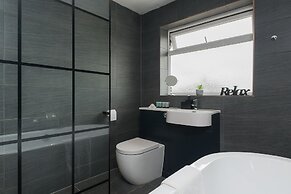 Captivating Beverley 3-bed House Private Parking