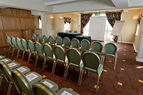 The Pear Tree Inn & Country Hotel