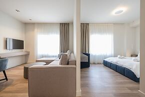 Aeiphoria Suites & Rooms - Athens