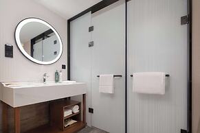 Hilton Garden Inn Beihai Jiafu