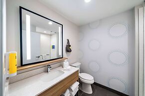 Tru by Hilton Plano Hwy 75