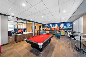 Tru by Hilton Plano Hwy 75