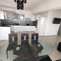 Luxury Villa Beachfront