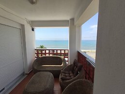 Luxury Villa Beachfront