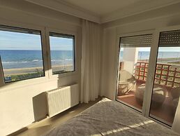 Luxury Villa Beachfront