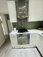 Immaculate 2-bed Apartment in London