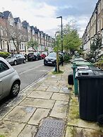 Immaculate 2-bed Apartment in London