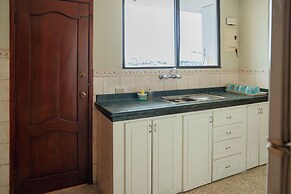 Captivating 4-bedroom Apartment in Salinas