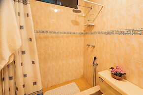 Captivating 4-bedroom Apartment in Salinas