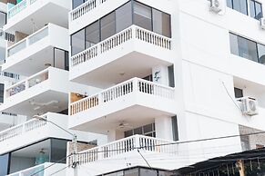 Captivating 4-bedroom Apartment in Salinas