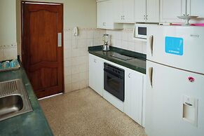 Captivating 4-bedroom Apartment in Salinas