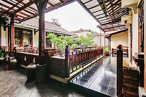 Escotel Keraton By Reccoma