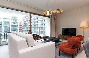 Casselbergh Residences Sky Bridge