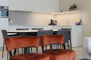 Casselbergh Residences Sky Bridge