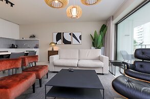 Casselbergh Residences Sky Bridge