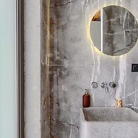 Spacious Modern Flat With Balcony 5 min to Taksim