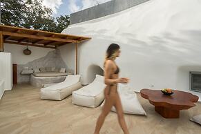 White Occhio Villa Santorini