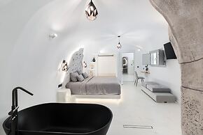 White Occhio Villa Santorini