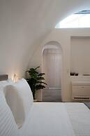 Black Occhio Villa Santorini