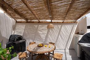 Black Occhio Villa Santorini