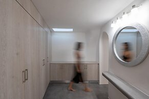 Black Occhio Villa Santorini