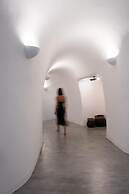 Black Occhio Villa Santorini