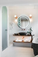 Emfasis Luxury Villa