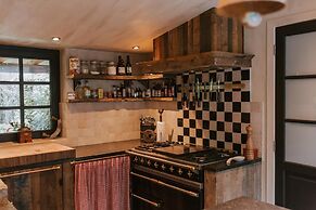 La Petite For t Cottage in Brussels Countryside