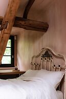 La Petite For t Cottage in Brussels Countryside