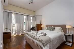 1-80 Collection Apt 101