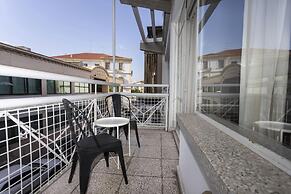 1-80 Collection Apt 101