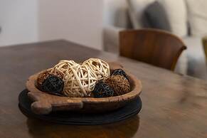 1-80 Collection Apt 101