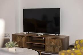 1-80 Collection Apt 101