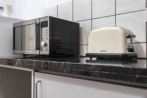 1-80 Collection Apt 101