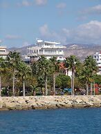 1-80 Collection Apt 301