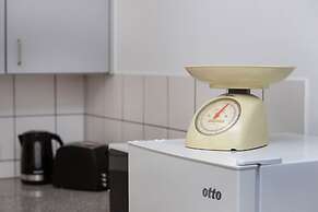 1-80 Collection Apt 301