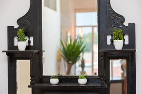 1-80 Collection Apt 301