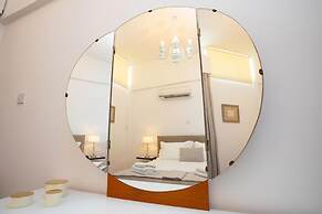 1-80 Collection Apt 301