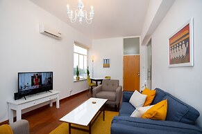 1-80 Collection Apt 301