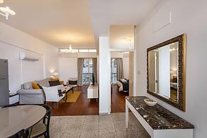 1-80 Collection Apt 202