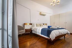 1-80 Collection Apt 202