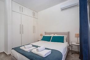 White Arches Sea View Apt No 2