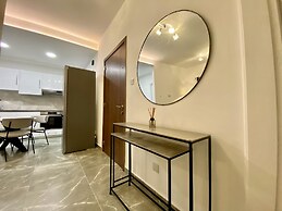 White Arches Sea View Apt No 2