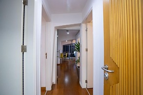 1-80 Collection 601 Penthouse