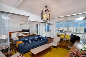 1-80 Collection 601 Penthouse