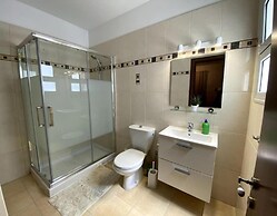 Pearl Villa in Agios Athanasios