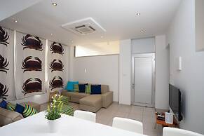 Athenaeum Beach Studio