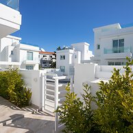 Villa Ioli Green Bay