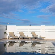 Villa Ioli Green Bay