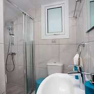 Villa Ioli Green Bay